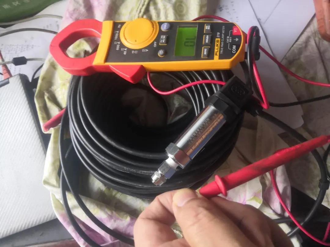 福禄克仪表的自动变换量程功能